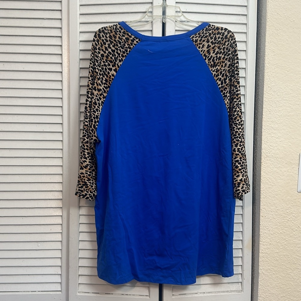 Ladies Plus Size Tee - Picture 2 of 2